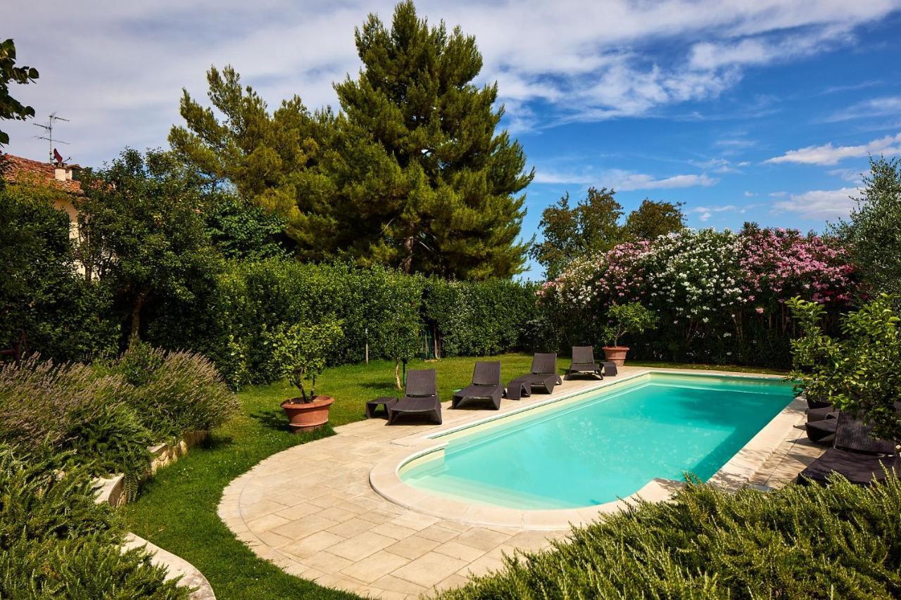 Villa Monacelli B&B ฟาโน ภายนอก รูปภาพ