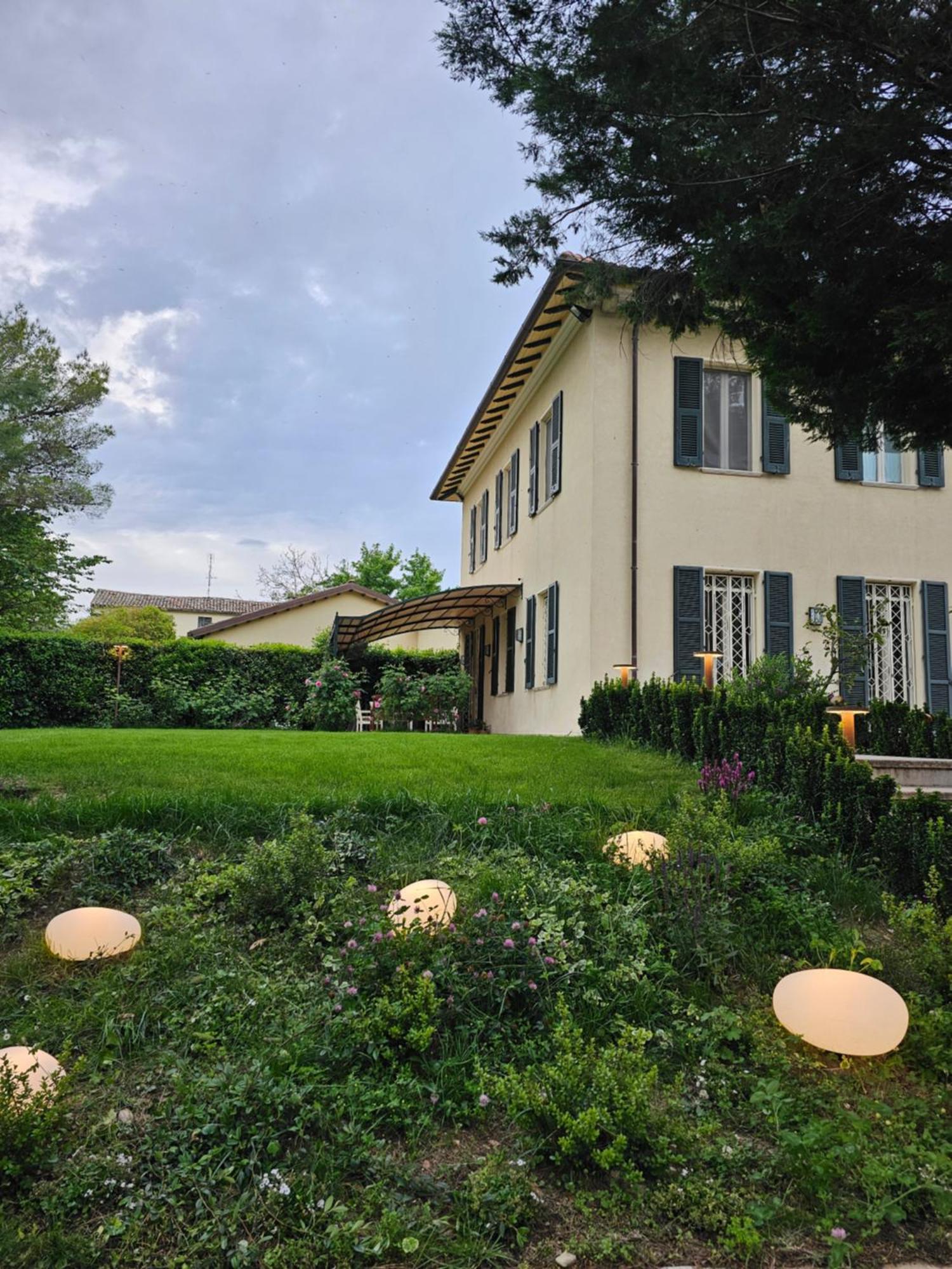 Villa Monacelli B&B ฟาโน ภายนอก รูปภาพ